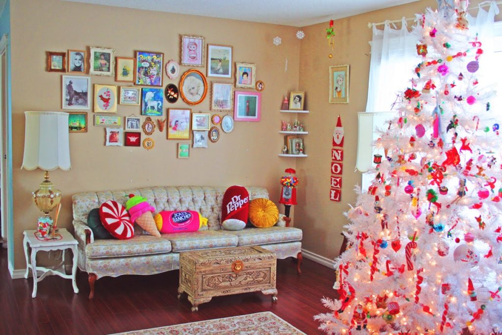 ديكور غرفة الاطفال شجرة عيد الميلاد