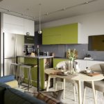 Dizajn kuchyne v modernom štýle šedo-zelenej farby