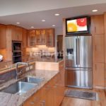 Кухненски хладилник с островен дизайн