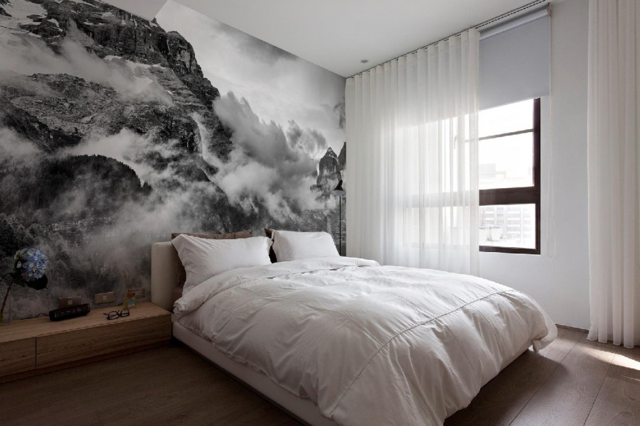 wall decoration in the bedroom