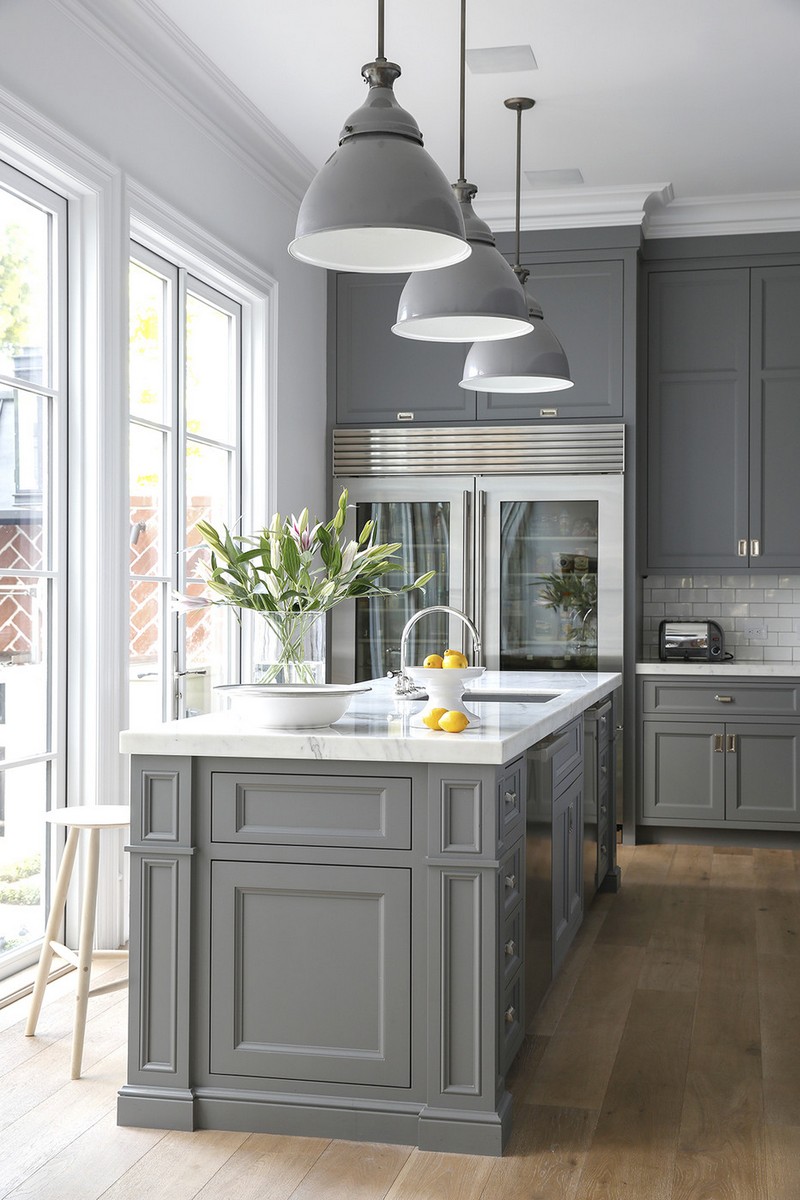 Combinazione di colori interni cucina grigio classico