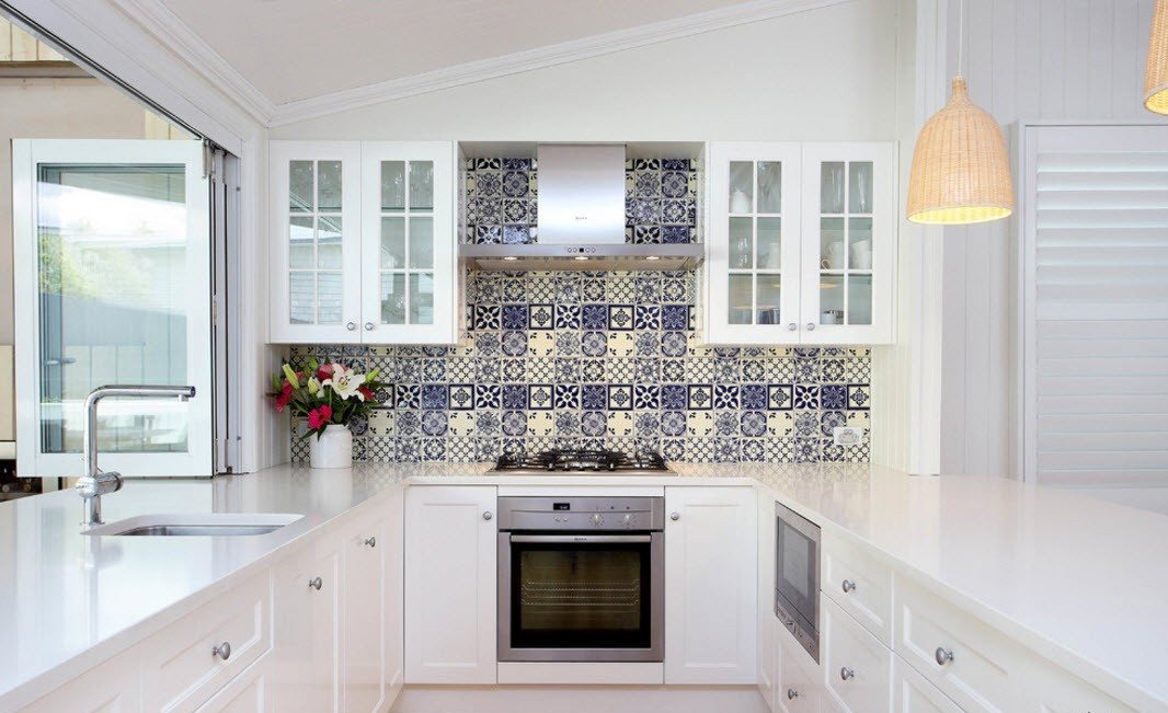 tile design in the kitchen photo