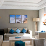 لوحات في المناطق الداخلية لغرفة المعيشة ثلاثية اللكنة الزرقاء