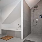 חדר אמבטיה עם רעיונות למקלחת