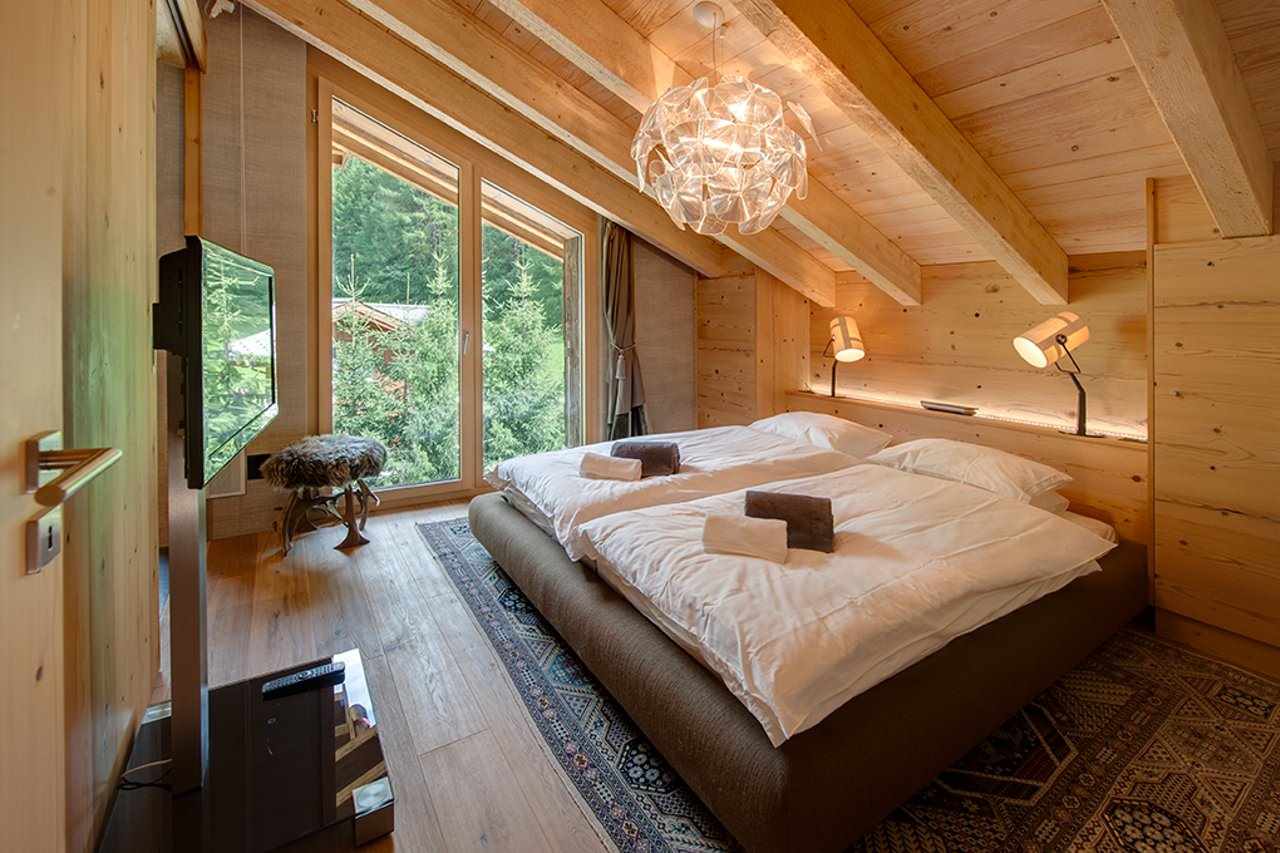 tavan arasında bir yatak odası parlak bir iç fikri