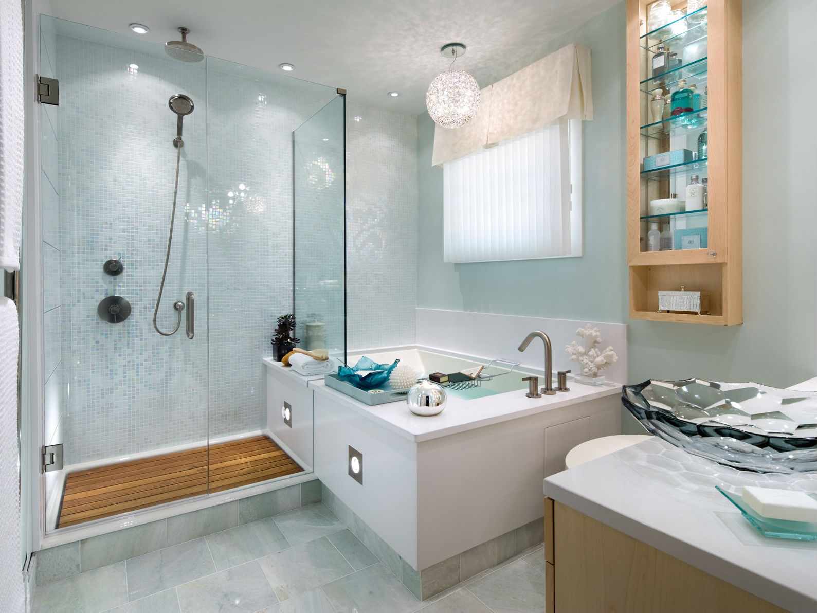Un exemple de design de salle de bain léger