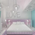 רעיון של סגנון בהיר של חדר שינה לצילום ילדה