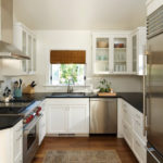 Rustfritt stål i design av kjøkkenet