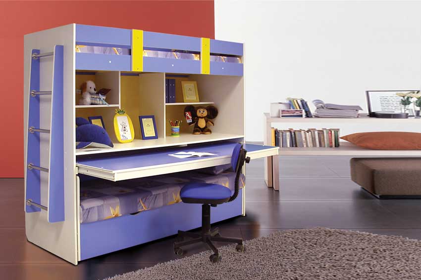 מיטת קומותיים לילדים עם שולחן כתיבה