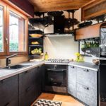 Design kuchyně v tmavých odstínech