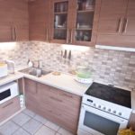 Осветяване на работната повърхност в кухнята на панелна къща
