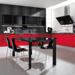 A piros és a fekete szín kombinációja a konyha kialakításában