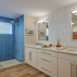 צבע כחול בעיצוב חדר האמבטיה