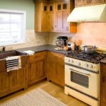 Keukenmeubels met houten gevels