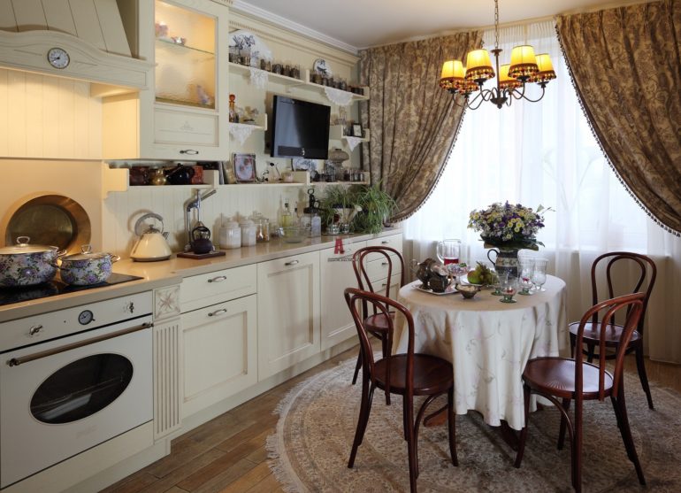 Interior dapur gaya rococo moden