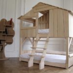 سرير بطابقين بتصميم أصلي للأطفال