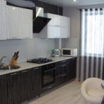 Decorarea ferestrelor într-o bucătărie modernă