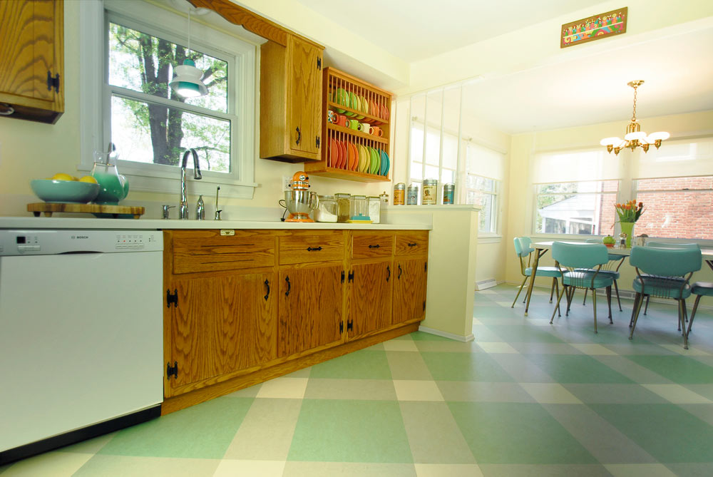 Design de bucătărie-sufragerie în culori menta