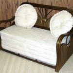 Mini divano pieghevole in rattan