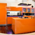 Ilha de cozinha laranja