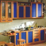 Direct blue kitchen with breakfast bar