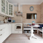 Dapur sudut Provence dengan ruang makan