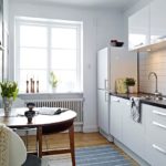 Design de bucătărie fără perdele de fereastră