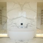 Marble partition in the bathroom