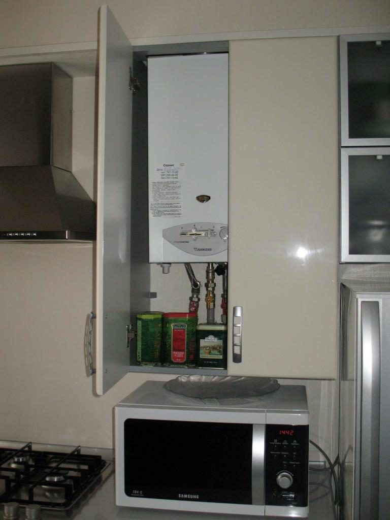 Microwave under the gas cabinet