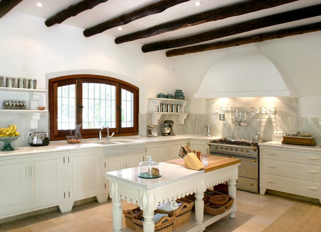 White ceiling with wood beams