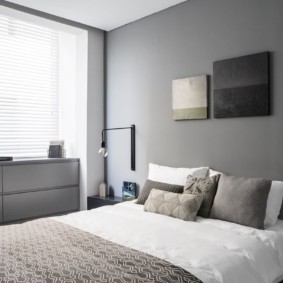 minimalistický styl ložnice výzdoba