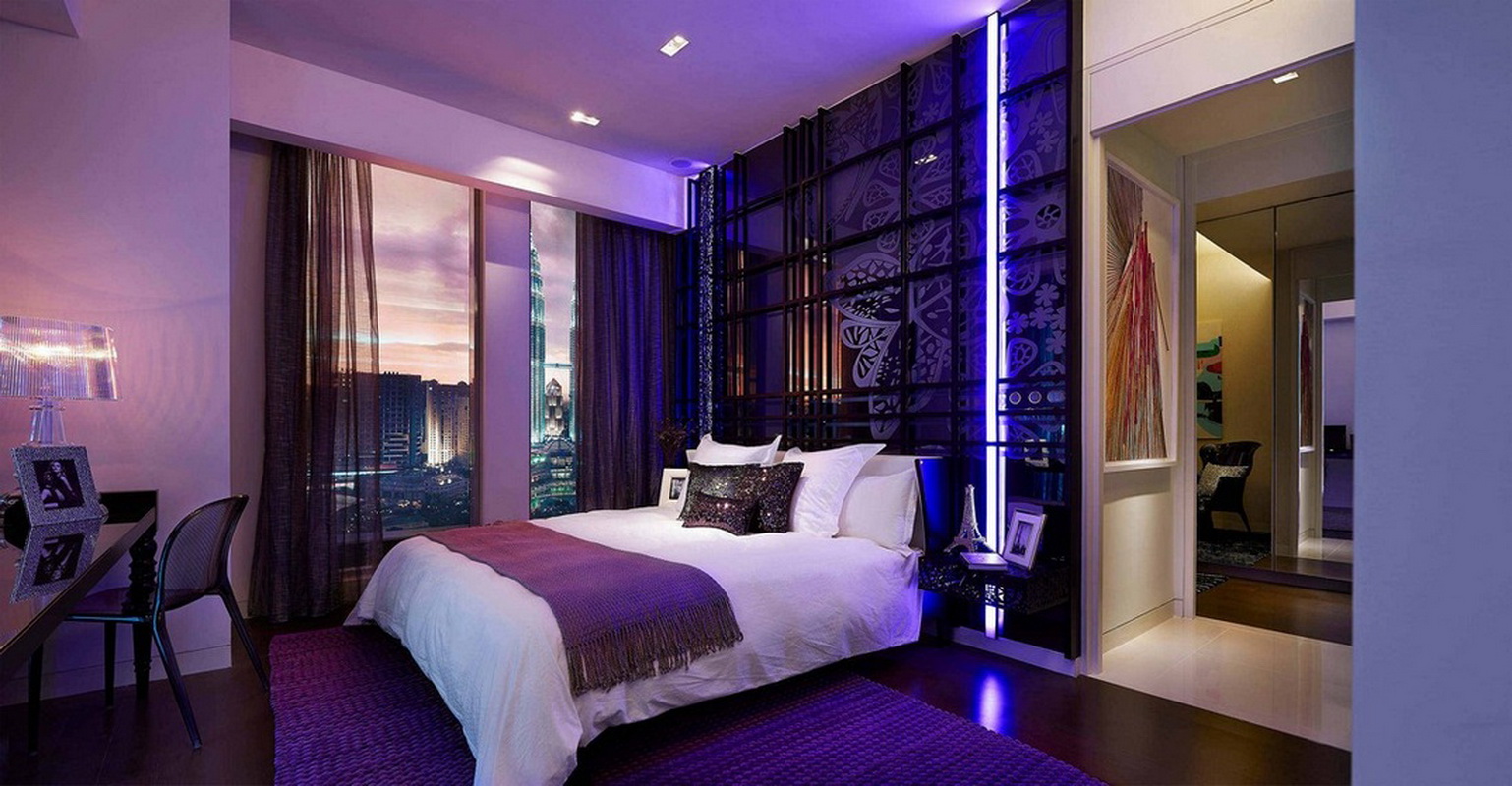 fotografie de design violet dormitor