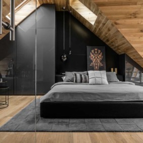עיצוב תמונות לחדר שינה בעליית הגג