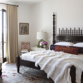 Foto di idee camera da letto in stile Liberty