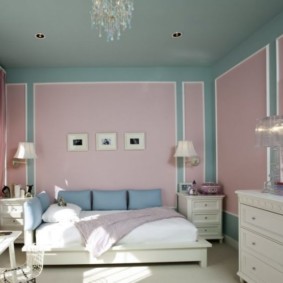 Phòng ngủ màu hồng cổ điển