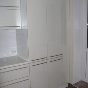 Double cabinet with gas column
