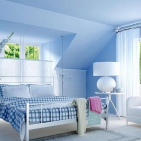 dormitor în opțiuni albastre