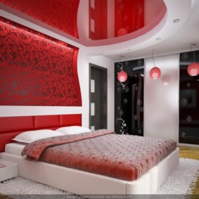 sarkanas guļamistabas iespējas