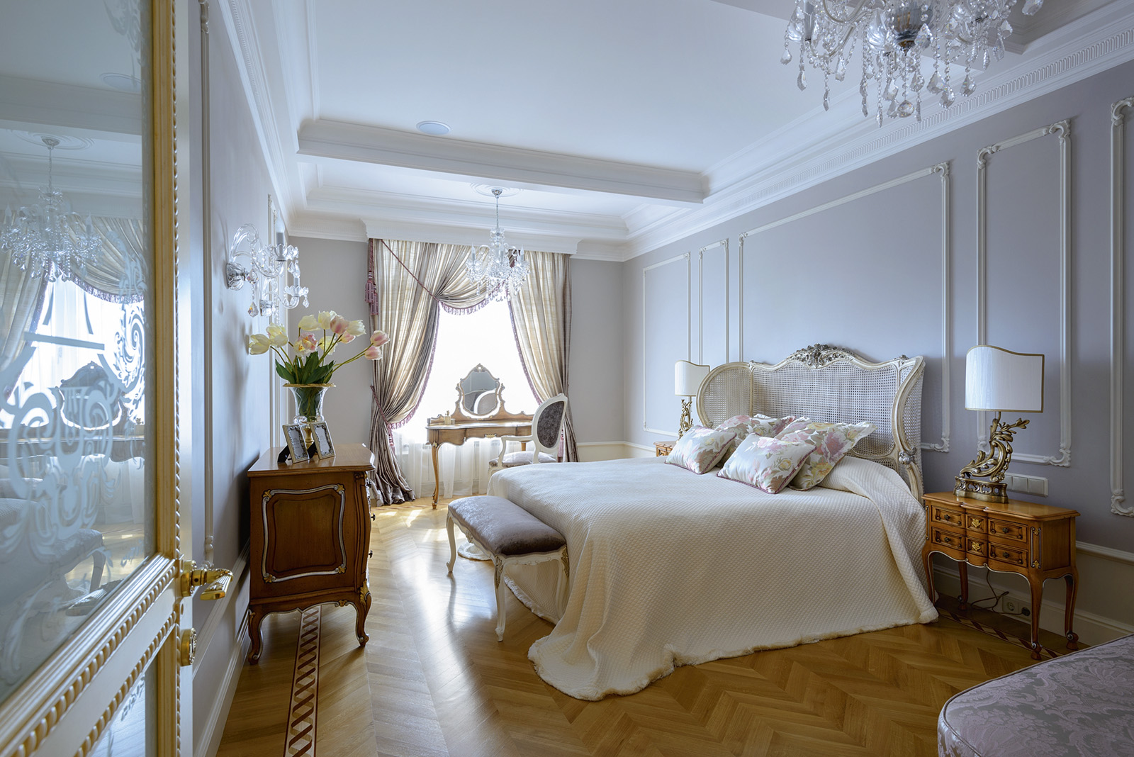 زخرفة غرفة نوم كلاسيكية الصورة