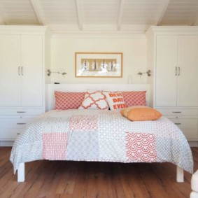 Fotografije s pogledom na spavaću sobu skandinavskog stila