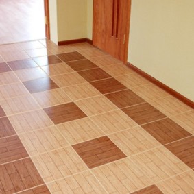 עיצוב רצפות בתצלום המסדרון