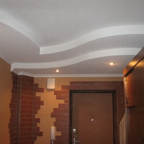 couloir avec des idées de plafond en plaque de plâtre
