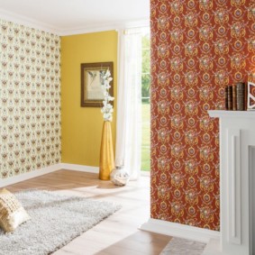 wallpaper in a large hallway interior ideas