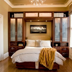 16 sqm bedroom with wardrobes