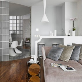 Design de cameră cu podea din lemn