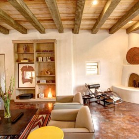 Wooden beams on the ceiling of the living room