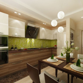 Șorț verde într-o bucătărie spațioasă