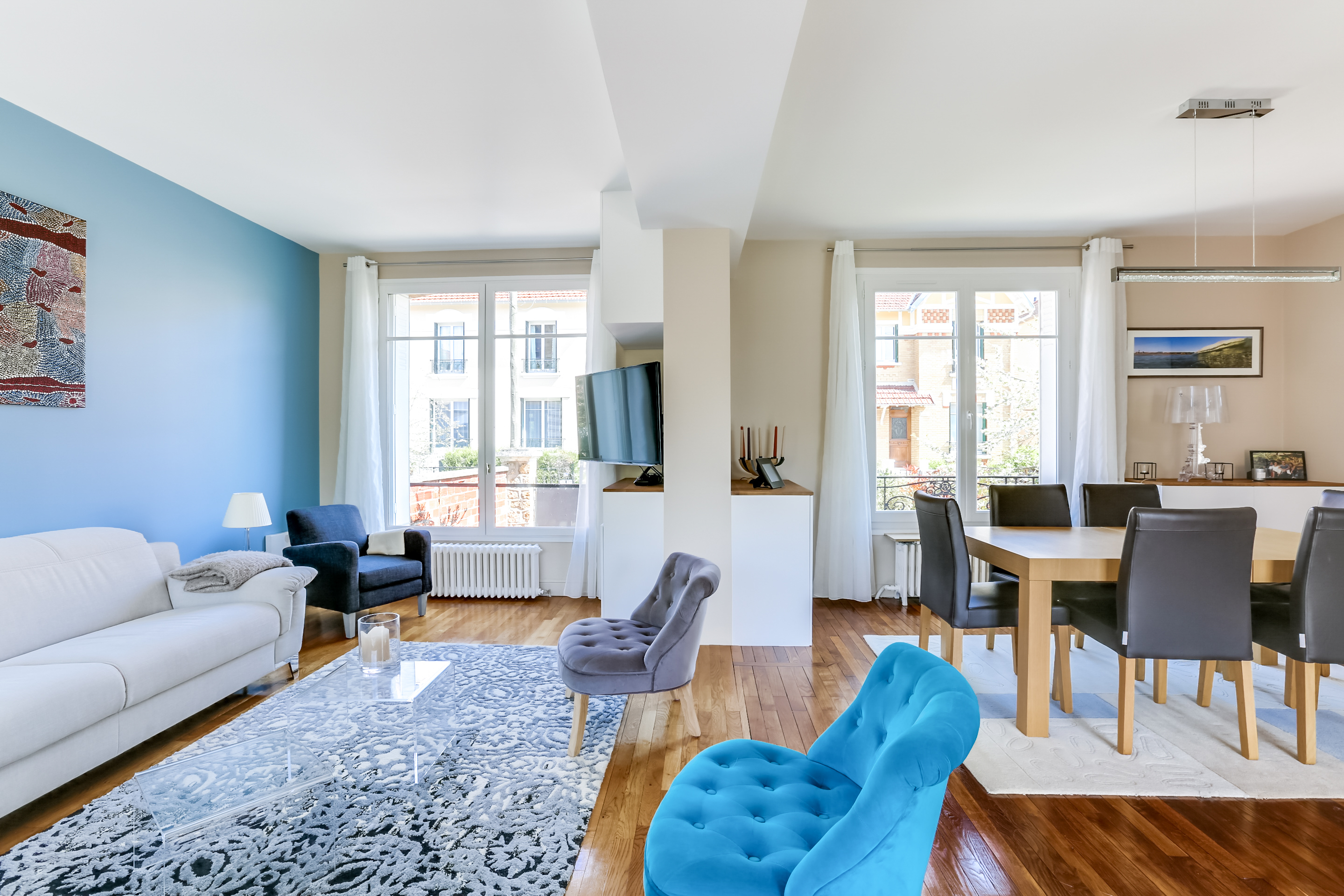 غرفة المعيشة بألوان زرقاء الأفكار الصورة