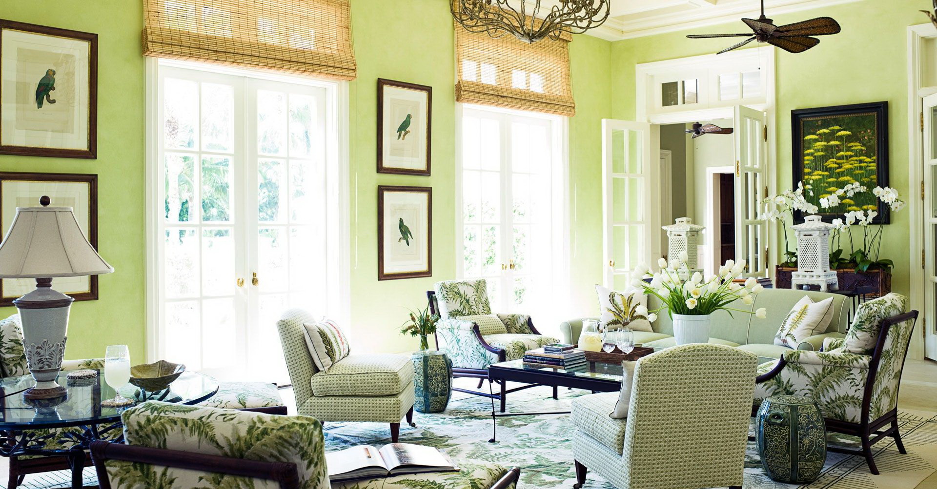 obývacia izba v zelenom interiéri