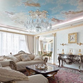 baroko stiliaus gyvenamojo kambario idėjos interjeras